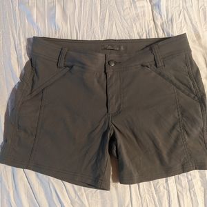 Prana Hiking Shorts Sz 10, Green